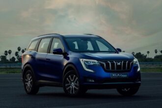 Mahindra XUV700 SUV रिव्यू: ₹30.99 लाख में मिले ADAS और 12-स्पीकर हाईटेक फीचर्स