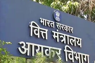 एक दिन की बढ़ोतरी पर नाराजगी: CAs और करदाता ITR डेडलाइन पर बरसे