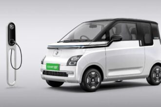 MG Comet EV का पूरा रिव्यू: 17.4 kWh बैटरी, 230 km रेंज और कीमत क्या है