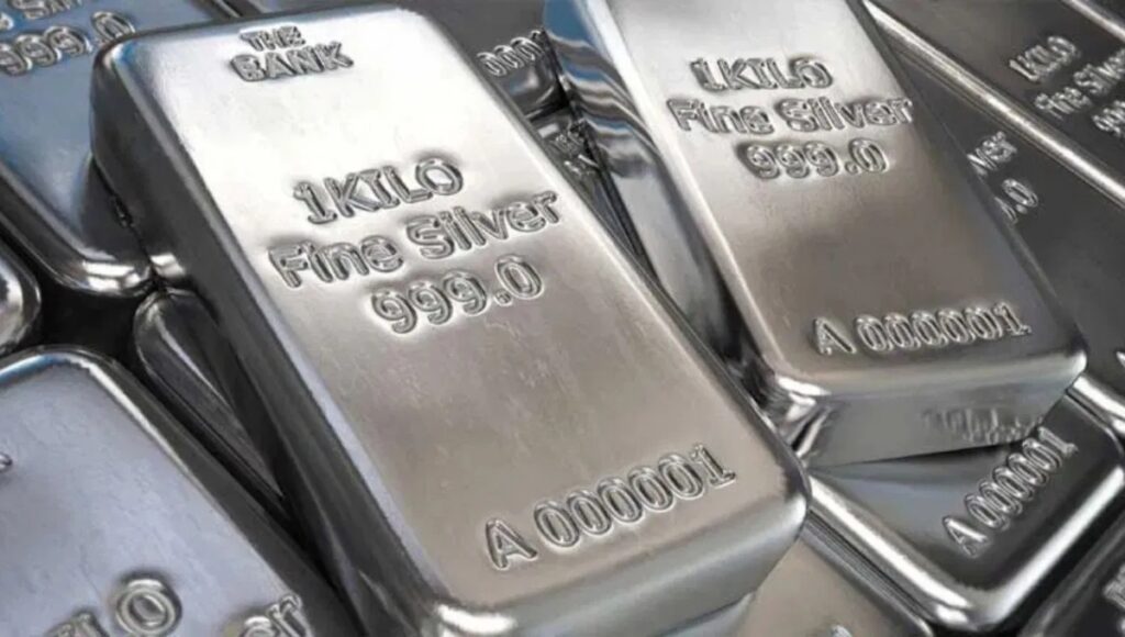 Gold and Silver के भाव ने तोड़े सारे रिकॉर्ड: निवेशकों के लिए क्या है बड़ा संदेश