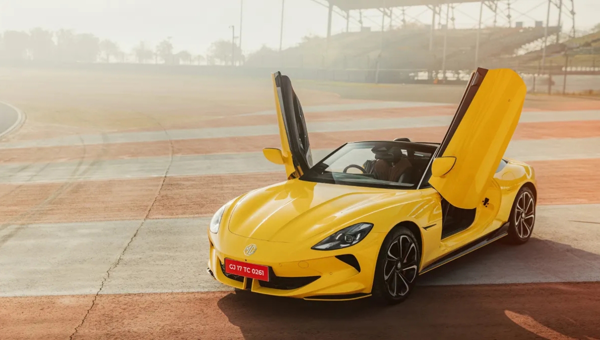 MG Cyberster 2025 Electric Sports Car: 580km रेंज और सुपर स्पोर्ट ड्राइविंग का अनुभव, ऑफिशियल प्राइस
