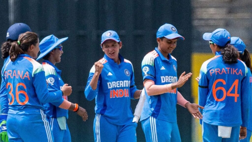 IND W vs SA W: दक्षिण अफ्रीका ने तोड़ा भारत का जीत का सिलसिला, ऋचा घोष की जुझारू पारी रही नाकाम