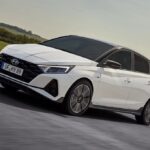 Hyundai i20: सिर्फ ₹8.5 लाख में स्टाइलिश हचबैक, 87bhp पावर और 10.25” टचस्क्रीन
