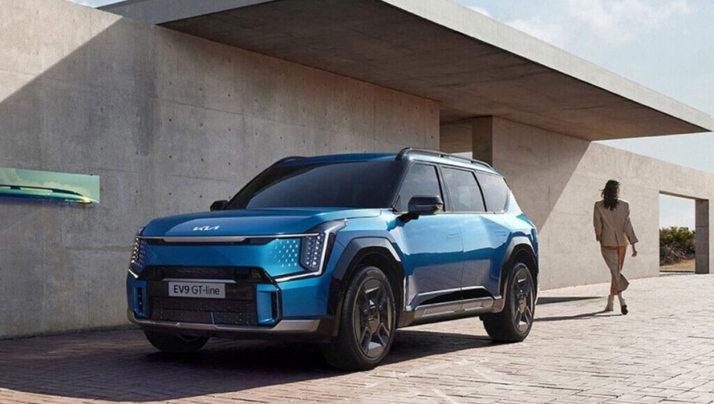 Kia EV9 Review 2025: भारत की प्रतीक्षित प्रीमियम इलेक्ट्रिक SUV, डिज़ाइन और पावर में लाजवाब