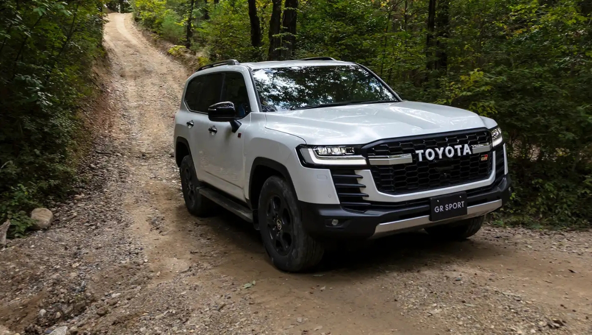 Toyota Land Cruiser 300