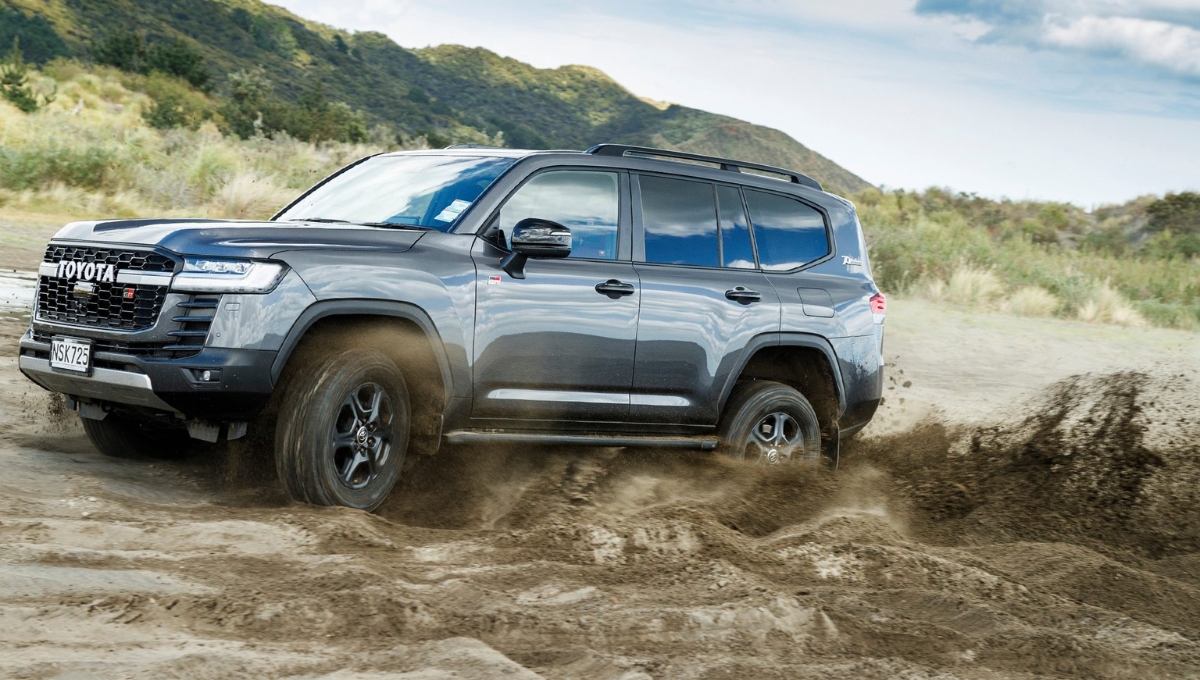 Toyota Land Cruiser 300