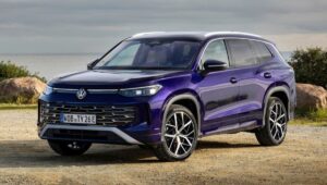 Volkswagen Tayron R-Line: भारत में प्रोडक्शन की शुरुआत, प्रीमियम SUV सेगमेंट में Volkswagen की नई सोच