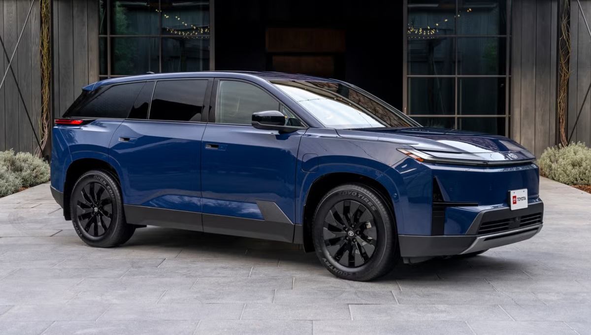 Toyota Highlander EV