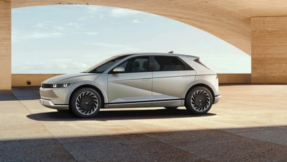 Hyundai IONIQ V