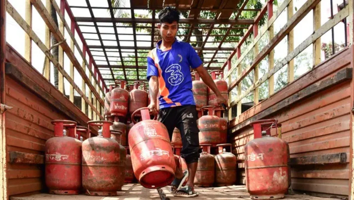 LPG Cylinder Price Today