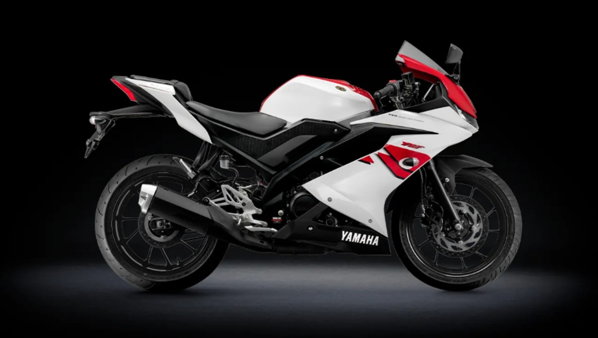 Yamaha R15