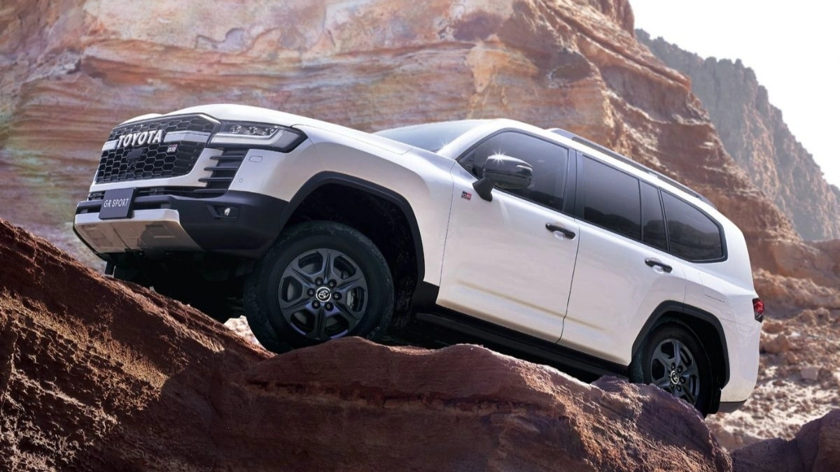  Toyota Land Cruiser 300